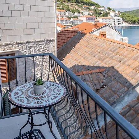 By The Sea Pucisca, Brac - 15381 Apartment *